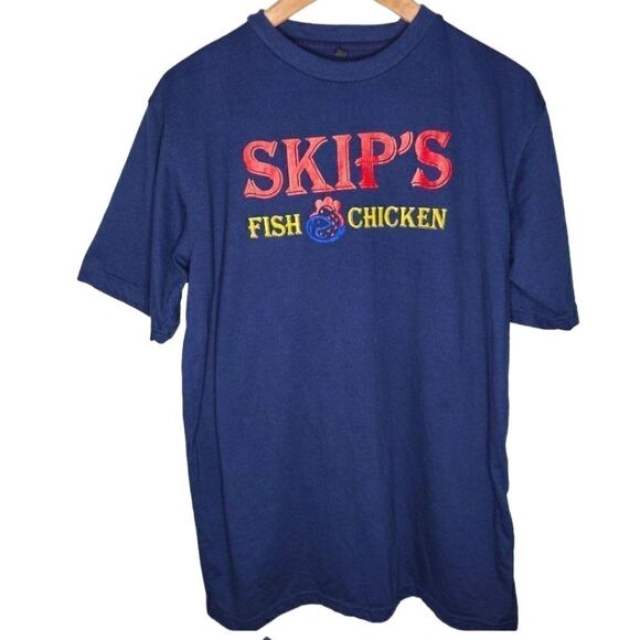 Skips Fish and Chicken Logo Graphic Front Tee - Picture 1 of 5